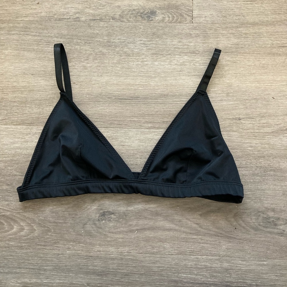 Black bikini top